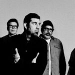 O novo álbum explosivo de Deftones, Private Music, encontra seus momentos renascentistas de frente