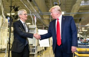 Trump elogia o investimento financeiro da Apple nos Estados Unidos enquanto Tim Chef se inscreve no evento de Tóquio O novo compromisso de 100 bilhões de Apple nos EUA obteve uma isenção tarifária de 100%