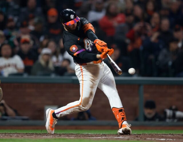 O ótimo dia de Case Schmitt em Milwaukee ajudou os gigantes do SF a encerrar uma derrota de quatro jogos



