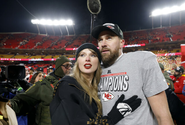 O pai de Travis Kelce revela detalhes sobre o envolvimento de seu filho para Swift



