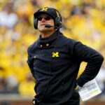 O papel de Jim Harbauil em Michigan, Connor Stalions, revelou