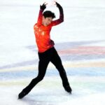 O patinador olímpico dos EUA Nathan Chen Skiping 2026 Medical School Games
