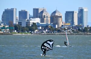 O prefeito de Oakland chama o ataque mais recente de Trump de “errado” e “barato” O prefeito de Oakland chama o ataque mais recente de Trump de "errado" e "barato"