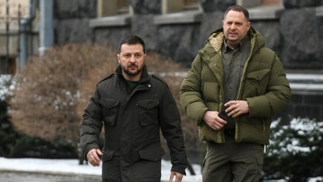 O principal assistente de Greenskyy, Andriy Yermak, enfrenta críticas e alguns elogios

