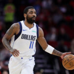 O proprietário do ex-M-Mavericks, Mark Cuban, envia uma mensagem de Kyrie Irving antes do período da NBA