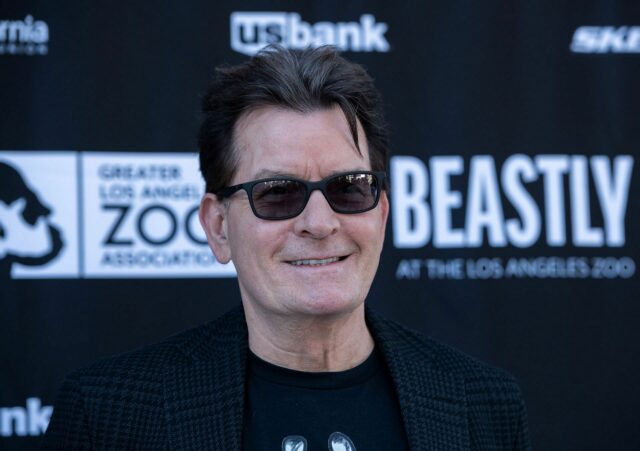 O que aconteceu com Holly? Após a doação de Charlie Sheen para Cincinnati, viral derrotando a coleção de doações da vítima 

