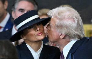 O relacionamento de Melania com Donald Trump é objeto de uma nova e extraordinária conta nos bastidores dos insiders. A diplomacia suave de Melania ganhou elogios raros do outro lado do corredor (foto: Melania e Trump na inauguração de 2025)