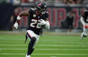 O salão de jeans preso pela segunda vez desde junho O salão de jeans preso pela segunda vez desde junho