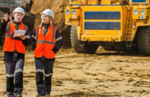 O salário semanal médio em tempo integral na Austrália acabou de atingir um recorde alto Mineração, genérica