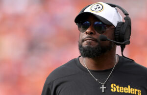 O técnico do Steelers, Mike Tomlin, diz que um candidato está mostrando liderança O técnico do Steelers, Mike Tomlin, diz que um candidato está mostrando liderança