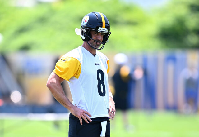 O tomate de Steelers toma a decisão do bar principal de Aaron

