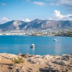 Um turista britânico de 78 anos foi encontrado morto em uma piscina em Creta