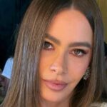 Sofia Vergara comemora seu 53º aniversário em um biquíni quente escaldante