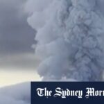 O vulcão russo entra em erupção pela primeira vez em 500 anos