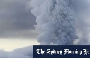 O vulcão russo entra em erupção pela primeira vez em 500 anos O vulcão russo entra em erupção pela primeira vez em 500 anos