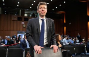 OpenAI tirou o GPT-4O, e esses usuários de chatgpt não estão em ordem OpenAI tirou o GPT-4O, e esses usuários de chatgpt não estão em ordem