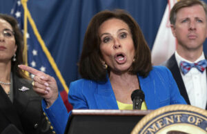 Os 600 principais advogados gostam de trancar as crianças Os 600 principais advogados gostam de trancar as crianças