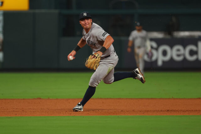 Os Yankees recebem a verificação da realidade para sua defesa 'imerecida' de Anthony Volpe, o 'intocável'



