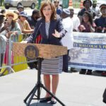 Os ataques de Kathy Hochul a Mike Lawler enfatizam apenas suas próprias falhas