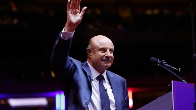 Os corredores profissionais de touros acusam o Dr. Phil de 'orquestragem de mérito' falência na rua e formando uma nova empresa para evitar pagar credores

