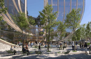 Os desenvolvedores da Freedom Plaza confirmam os planos para o problema de recursos de jogos de azar O Soloviev Group e Mohegan, desenvolvedores do local proposto para o Freedom Plaza Entertainment and Gaming Local em Nova York, assinaram um memorando de entendimento com o Conselho da Cidade de Nova York sobre jogos de azar (NYCPG). Uma praça urbana animada com pessoas sentadas em cadeiras verdes e socializando sob a sombra das árvores. O pano de fundo é um edifício moderno de vidro curvado com barbatanas arquitetônicas verticais. A fachada de vidro reflete o céu e o ambiente, e as palavras