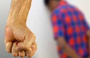 Os estudantes em Lombok ficaram supostamente intimidados por seus amigos da escola, a polícia interveio Os estudantes em Lombok ficaram supostamente intimidados por seus amigos da escola, a polícia interveio