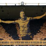 Os fãs de Wolverhampton Wanderers revelam Diogo Jota Tifo antes da partida do Manchester City