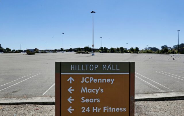 Os futuros planos habitacionais do Hilltop Mall ainda são um ponto de discórdia



