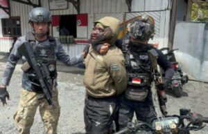 Os membros da KKB do atirador da polícia em Punck Jaya foram presos Os membros da KKB do atirador da polícia em Punck Jaya foram presos