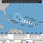 Os meteorologistas vivem as chances de o Erint da tempestade tropical impactar