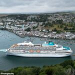 Os moradores de Fowey, uma pitoresca cidade portuária da Cornualha com uma população de apenas 2240, ficaram furiosos nesta semana depois que o colossal Amera Cruise Ship chegou em seu pequeno porto