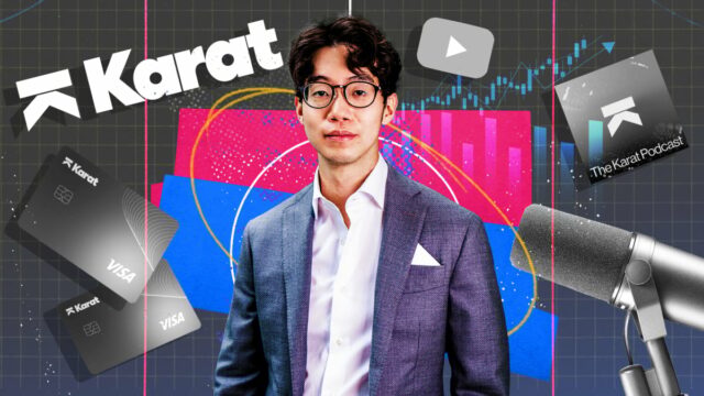 Eric Wei cercado por Miccast Mic, Karat Credit Card e Logotipo do YouTube