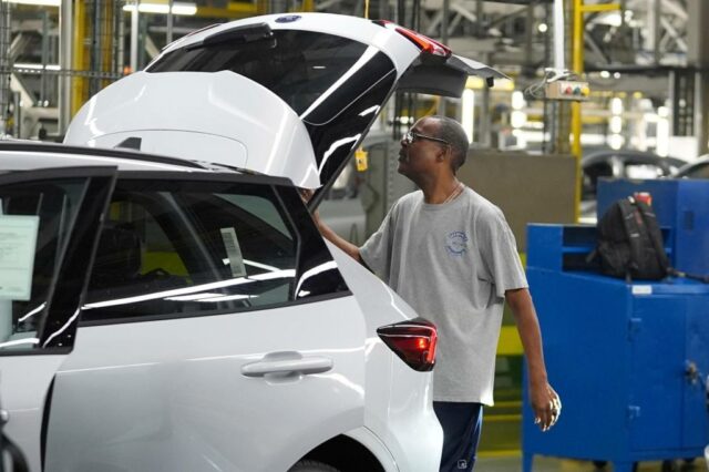 Os preços dos produtores dos EUA estão aumentando em julho, quando as tarifas de Trump pressionam os custos mais altos

