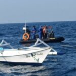 Os segundos do barco de pesca se transformaram nas asas lombok leste estreitas, 5 pessoas sobreviveram da morte