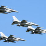 Otan Scrodbles Fighter Chautes em meio a grandes greves russas de longo alcance