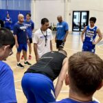 PBA Magnolia Hotshots Coach La Tenorio Primeira aplicação