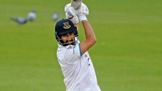 PM Carta de caneta para Cheteshwar Pujara após a vida aposentada de todos os estilos de críquete 

