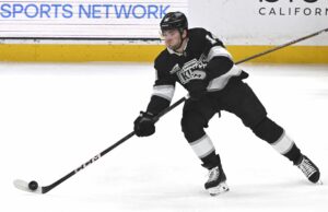 “Pagamento excessivo enorme engraçado”: NHL X reage à assinatura de La Kings Alex Laferriere para estender o contrato “Pagamento excessivo enorme engraçado”: NHL X reage à assinatura de La Kings Alex Laferriere para estender o contrato