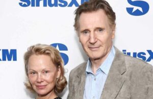 Pamela Anderson e Liam Neeson revelam seus níveis de ‘Hug Monster’ GetTyImages-226508679 Pamela Anderson e Liam Neesons Nomeação sobre seu relacionamento.jpg