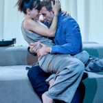 Um grande ator pode nos fazer se preocupar com quase qualquer um. Mas Lily Allen deve, na última empresa de palco do Little Ustinov Studio de Bath, gerenciar um dos personagens mais desonestos de todo o drama