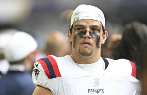 Patriots Draft Pick admite “Big Curve” ao se ajustar da faculdade para a NFL Patriots Draft Pick admite "Big Curve" ao se ajustar da faculdade para a NFL