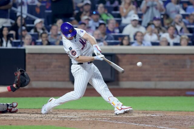 MLB: Cleveland Pais em Nova York Met's