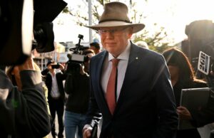 Pecado, Gareth Ward para o domingo, como uma remoção de pico até agora Pecado, Gareth Ward para o domingo, como uma remoção de pico até agora