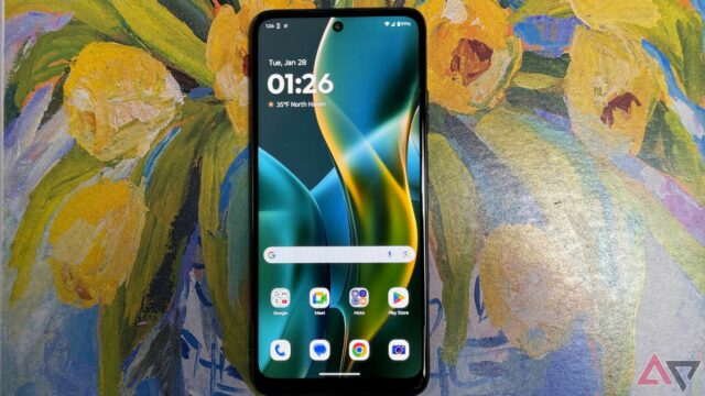 O Moto G (2025) em Forest Green