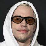 Pete Davidson diz que sua reputação 'BDE', a sexualização na mídia tinha um preço emocional.