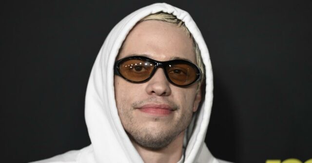 Pete Davidson diz que sua reputação 'BDE', a sexualização na mídia tinha um preço emocional.

