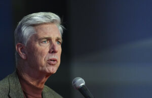 Phillies Boss oferece resposta de duas palavras ao vencimento do contrato de Zack Wheeler Phillies Boss oferece resposta de duas palavras ao vencimento do contrato de Zack Wheeler