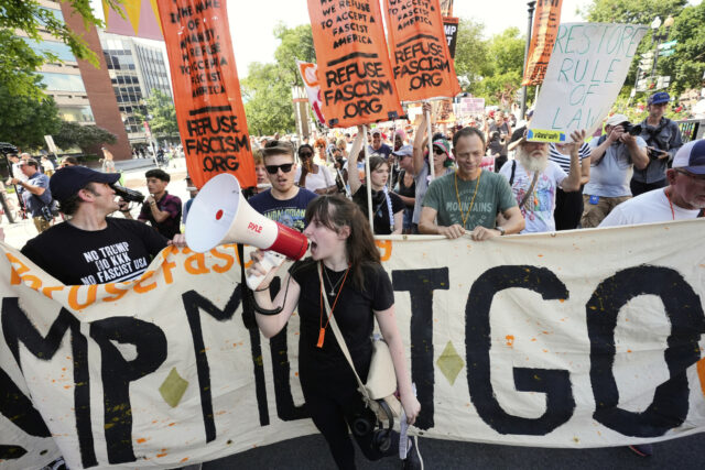 Plano Trump de Feder Trump, federal de protesto residente em DC

