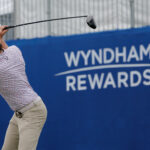 Por que o jogo foi suspenso no Wyndham Championship 2025, 2ª rodada?