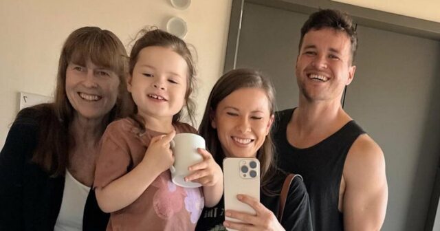 Bindi Irwin reage ao irmão Robert Irwin DWTS Temporada 34 Casting